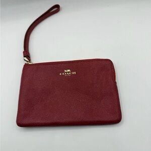 Coach Red Corner Zip Wristlet Crossgrain Leather Gold/Red